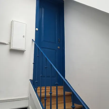 Mouraria Attic Апартаменты